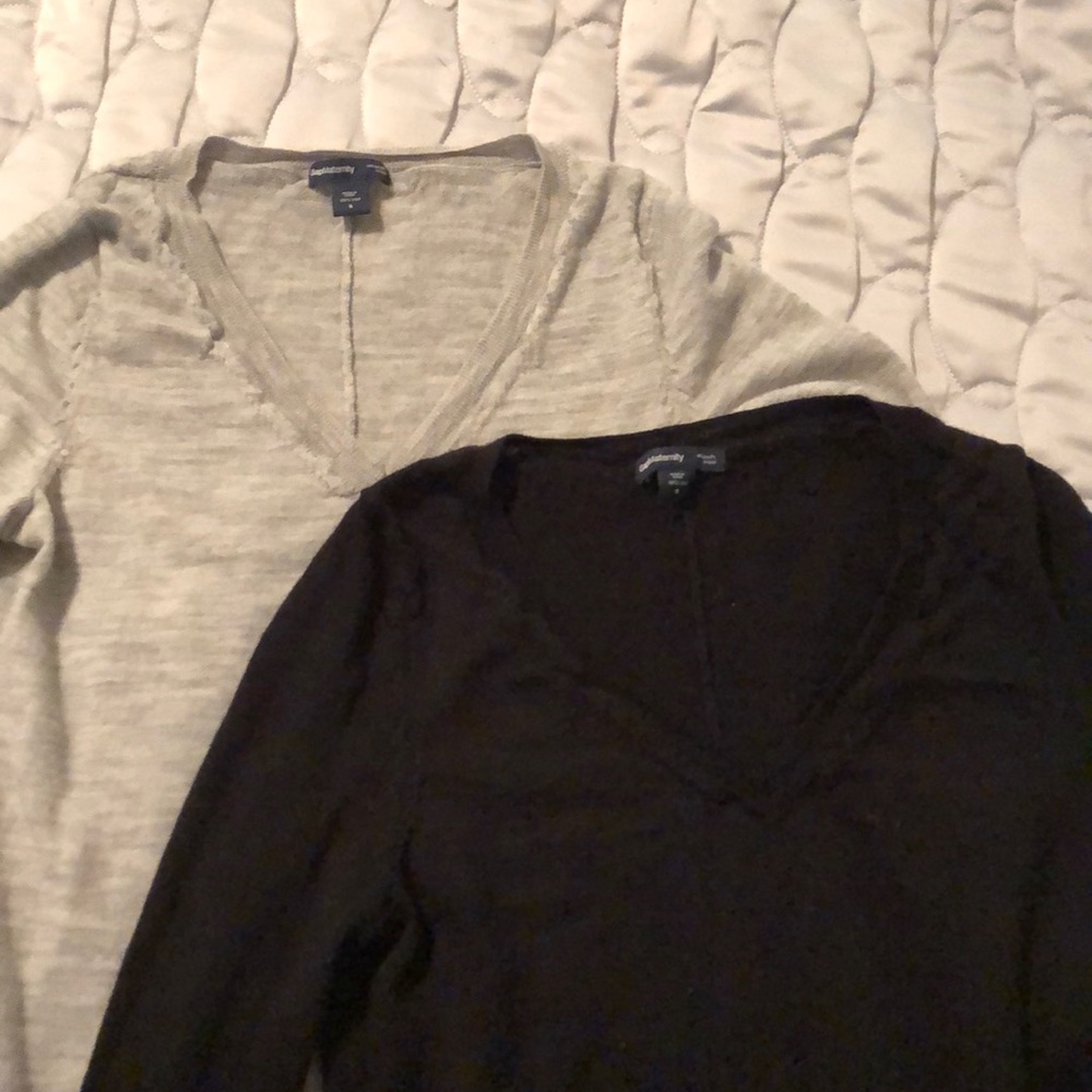 Set of 2 Gap Maternity Size Small Wool Sweaters